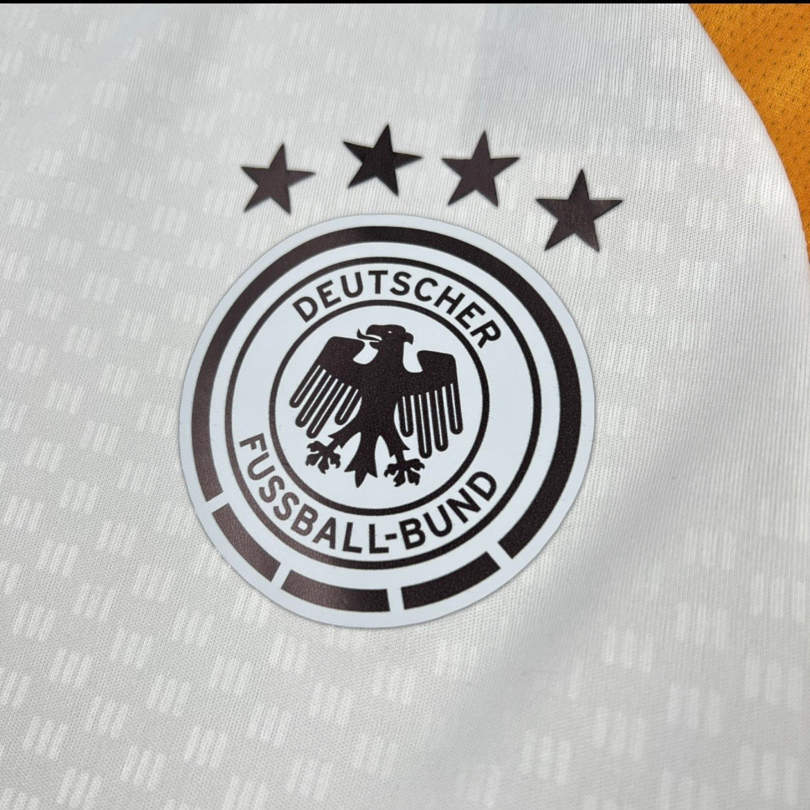 Maillot Allemagne Domicile 2026 zoom logo DFB