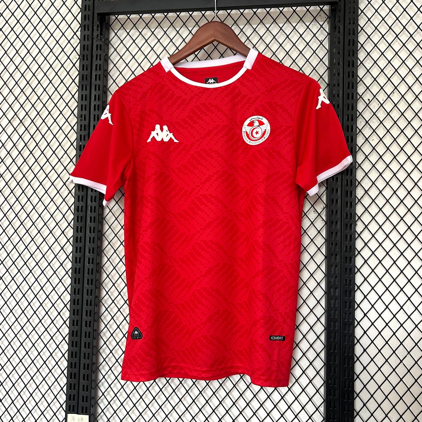 Maillot Tunisie Domicile 2025 vue face Aigles Carthage