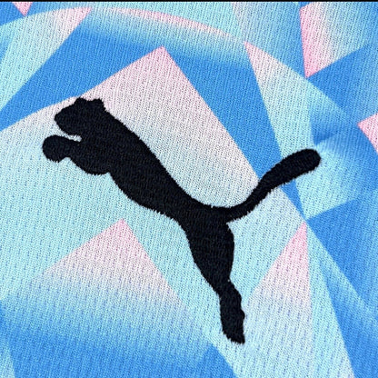 Maillot Suisse Domicile 2026 zoom logo