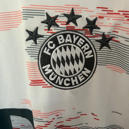 Maillot Bayern Munich FCB Domicile 2025/2026 zoom logo
