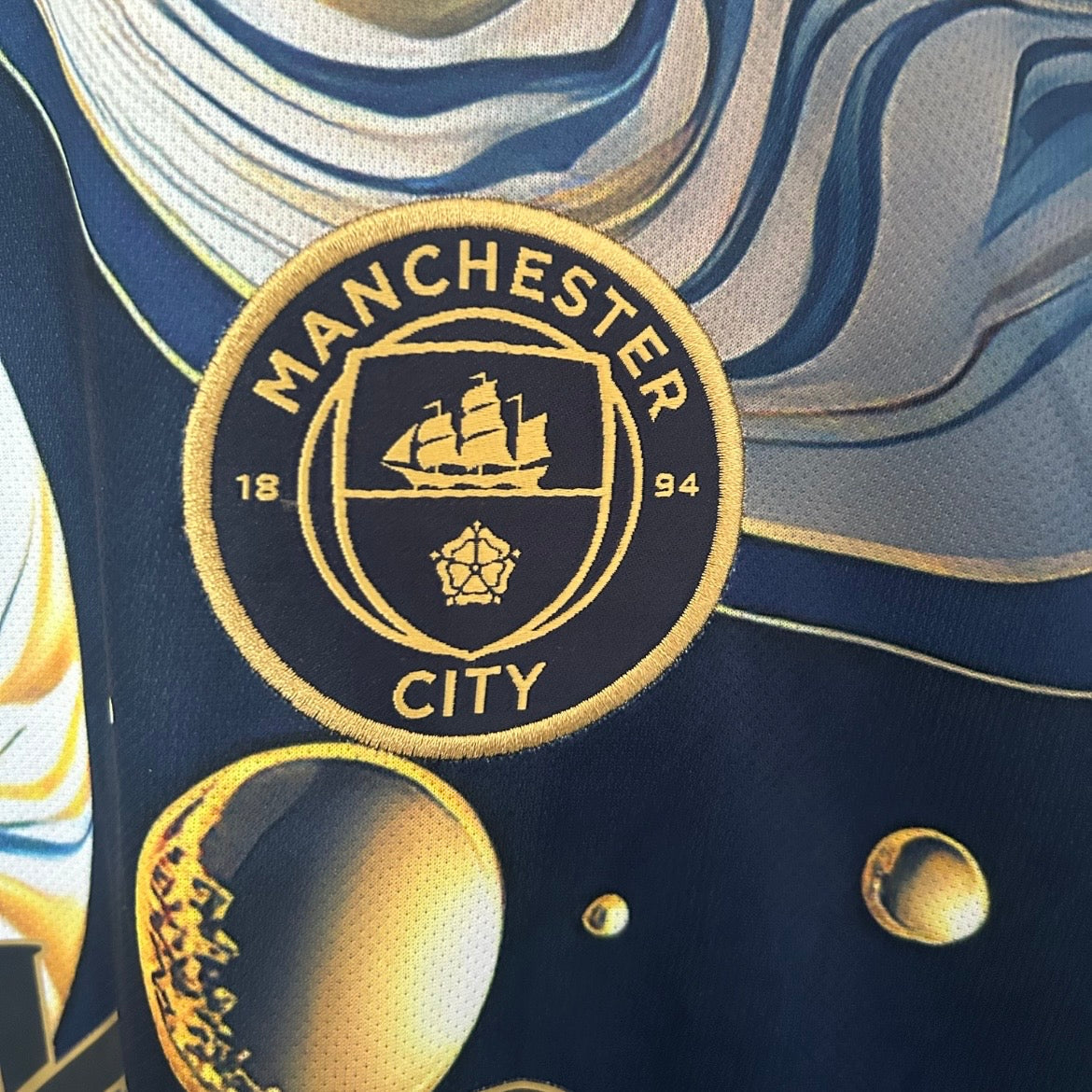 Maillot Man City Manchester City Concept 2026 N°1 détail design exclusif