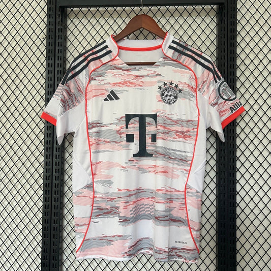 Maillot Bayern Munich FCB Domicile 2025/2026 vue face Roten