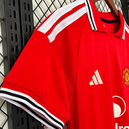 Maillot Manchester United Domicile 2026/2027 détail